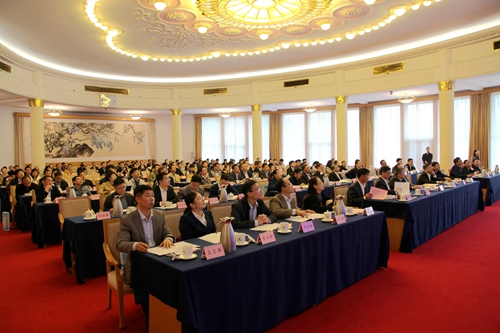 5de1c3eeabaed.jpg 4.jpg